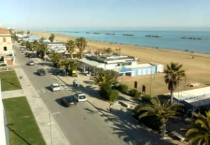 Imagen de vista previa de la cámara web the beach at Porto San Giorgio - Adriatic Sea